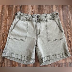 BKE Olive Green Casual Shorts